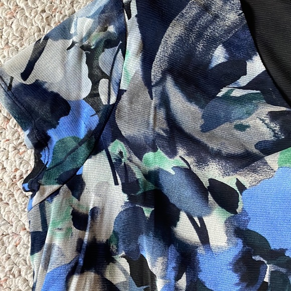 Top - Picture 3 of 4